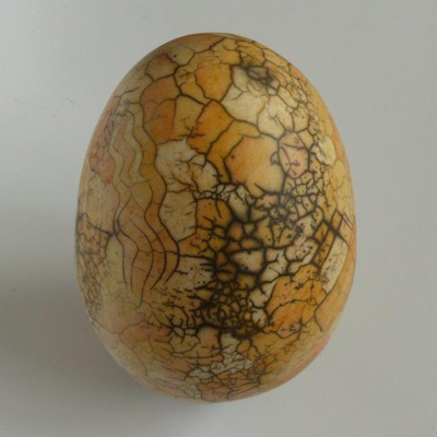 Simon Hof: Keramisches Ei