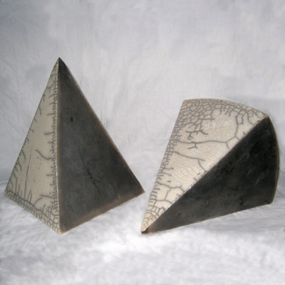simon Hof: ceramic pyramids